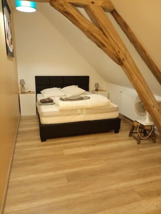 Longere Berrichonne, Calme Absolu, 13 Personnes Vila Saint-Pierre-les-Etieux Exterior foto