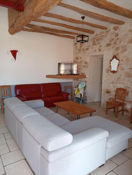 Longere Berrichonne, Calme Absolu, 13 Personnes Vila Saint-Pierre-les-Etieux Exterior foto
